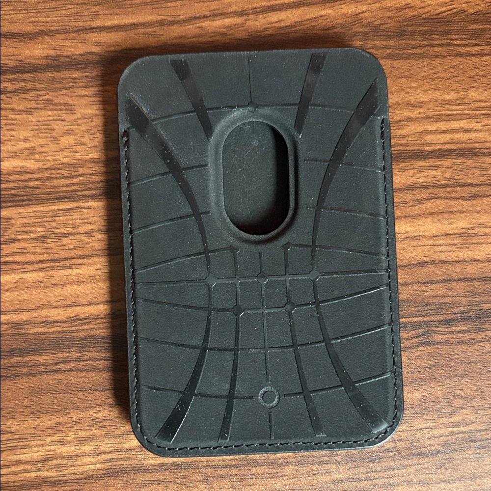 Spigen Magsafe Card Holder - Picture 2 of 2